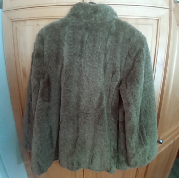 Novelti fun fur jacket Size XL - Picture 3 of 7